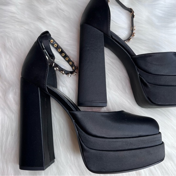 Satin high platform ankle strap heels Versace like 38/8 - Picture 5 of 10